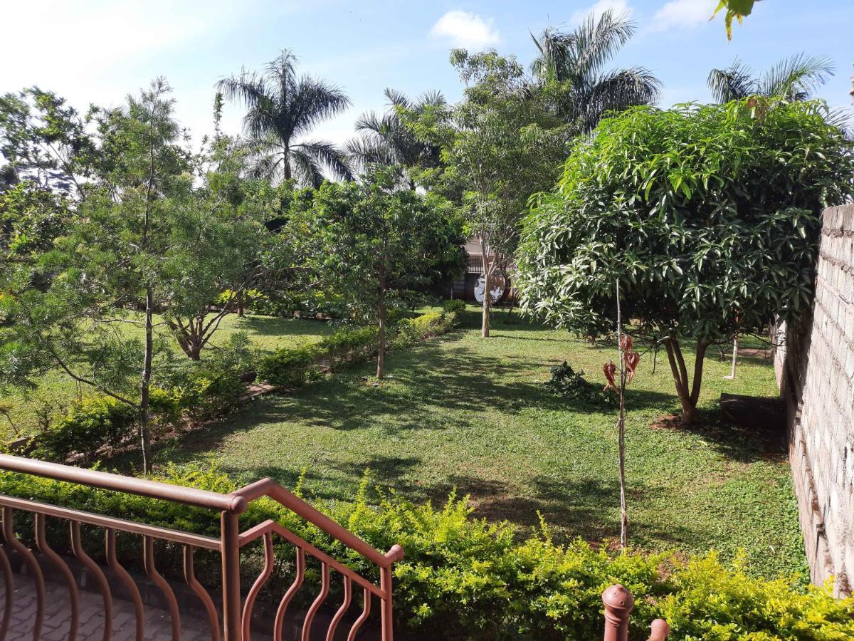 Airport Side Hotel Entebbe Exteriér fotografie